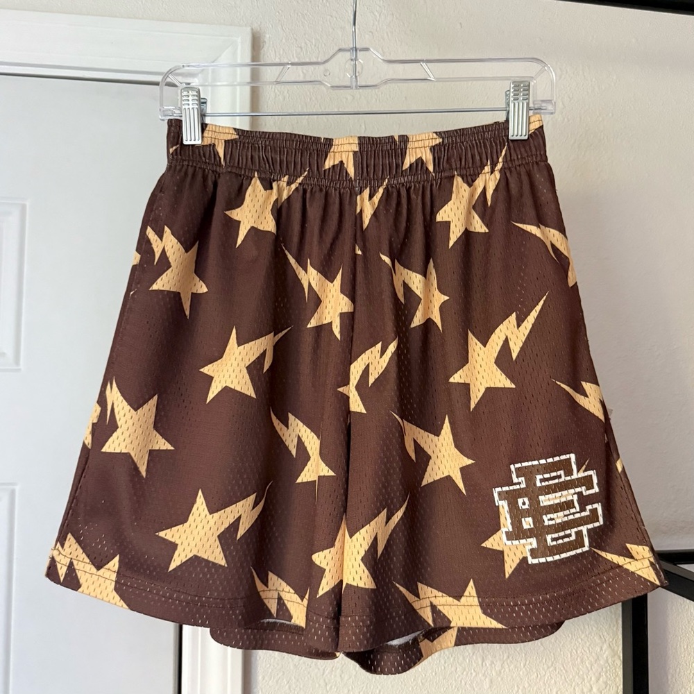 ERIC EMANUEL brown cream orange tan yellow star lightning basketball mesh shorts